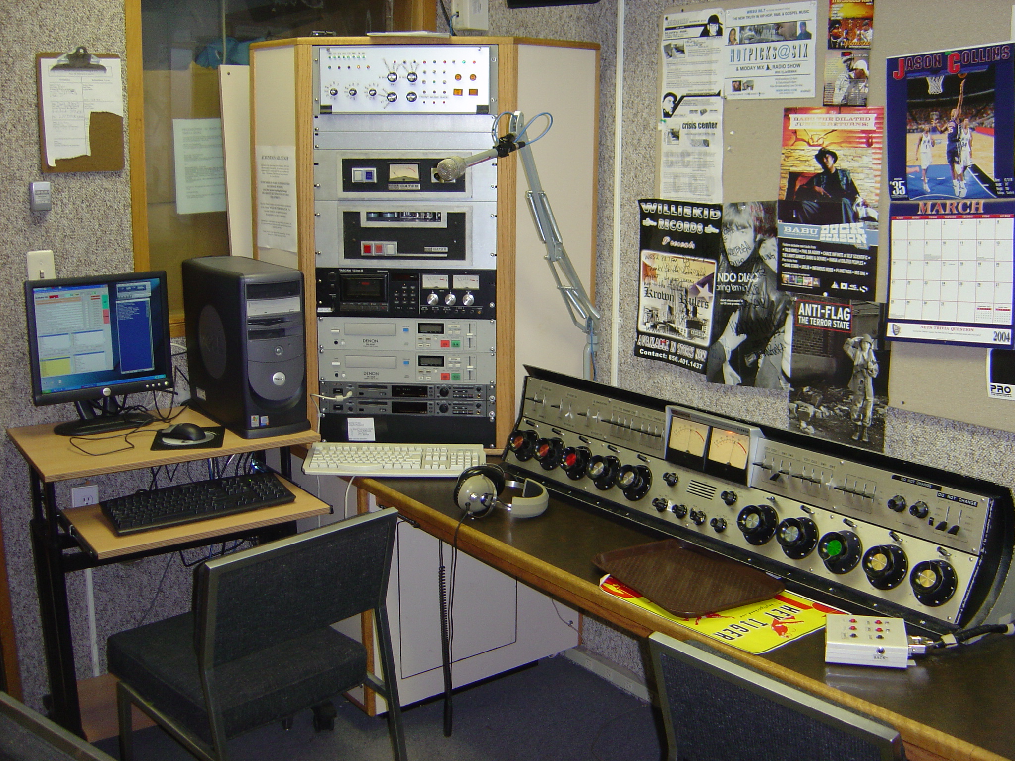 Studio B 2003