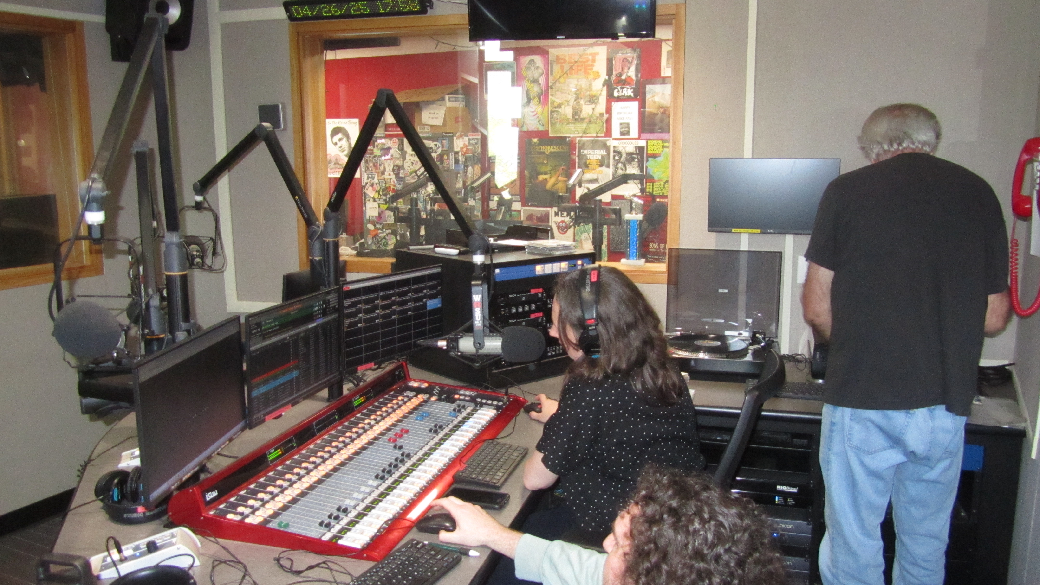 FM Control<br>Geoffe Pappe - Katie Hughes - Jared Midgen